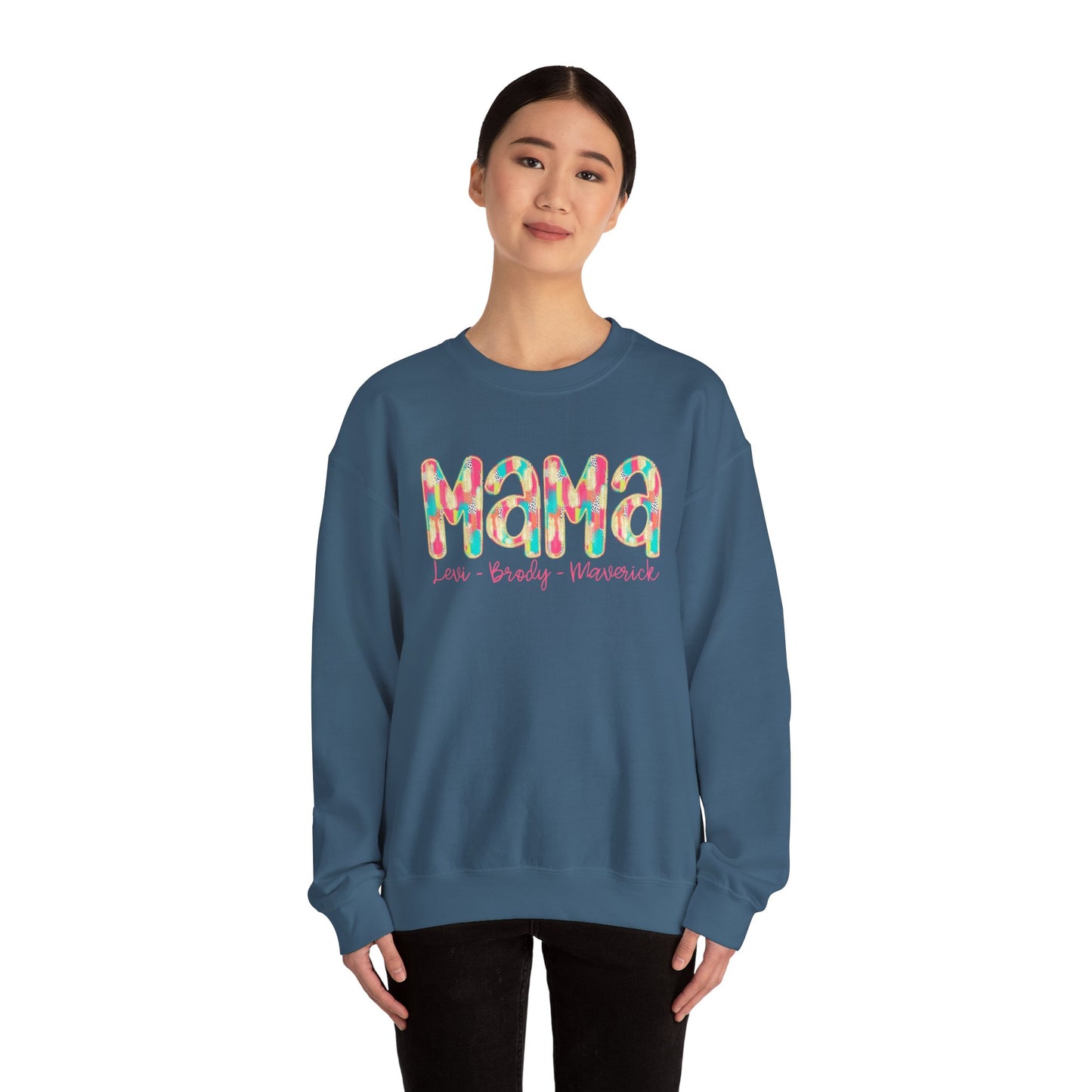Mama. CUSTOM Heavy Blend™ Crewneck Sweatshirt