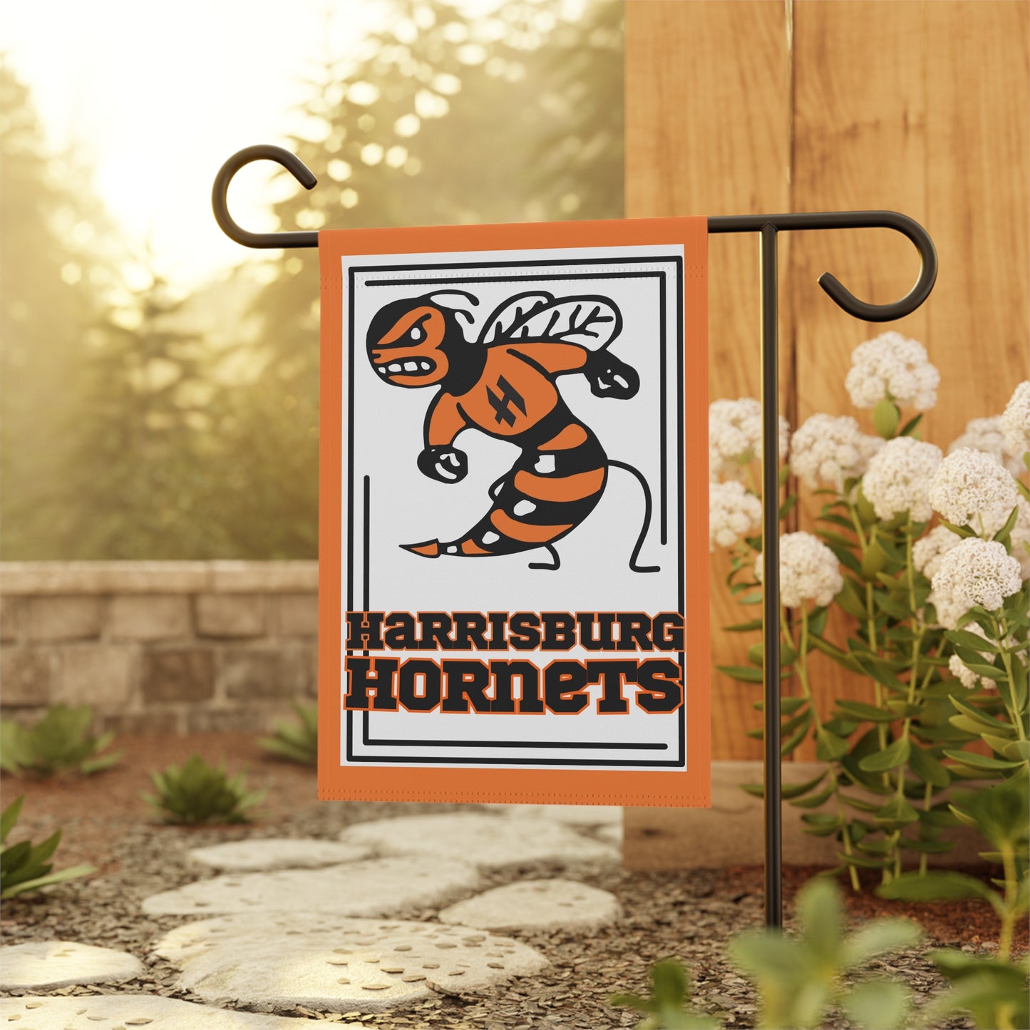 Harrisburg. Hornet Yard Flag