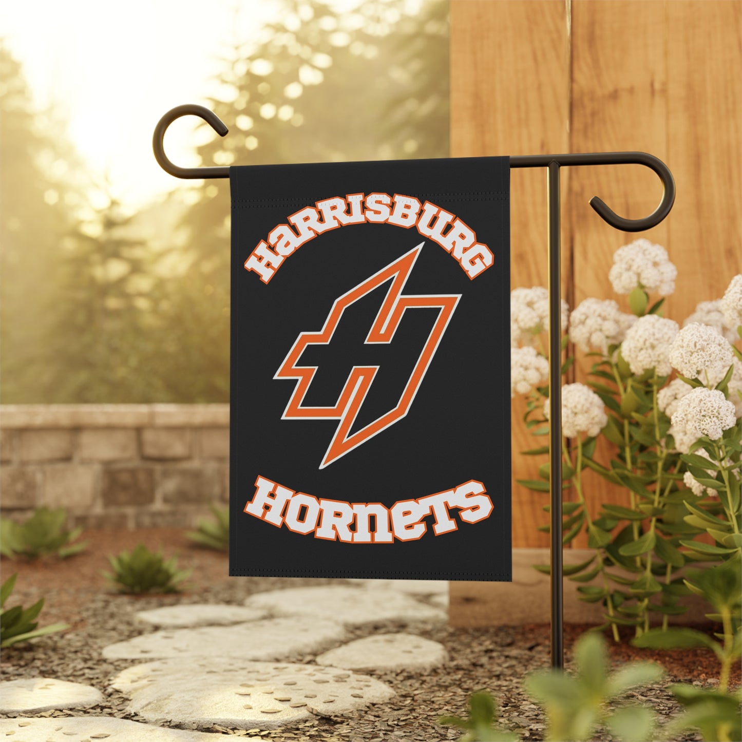 Harrisburg. Yard Flag