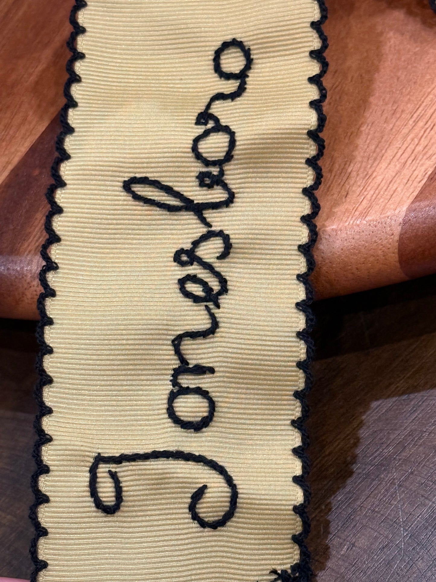 PO8- Jonesboro Embroidered Bow