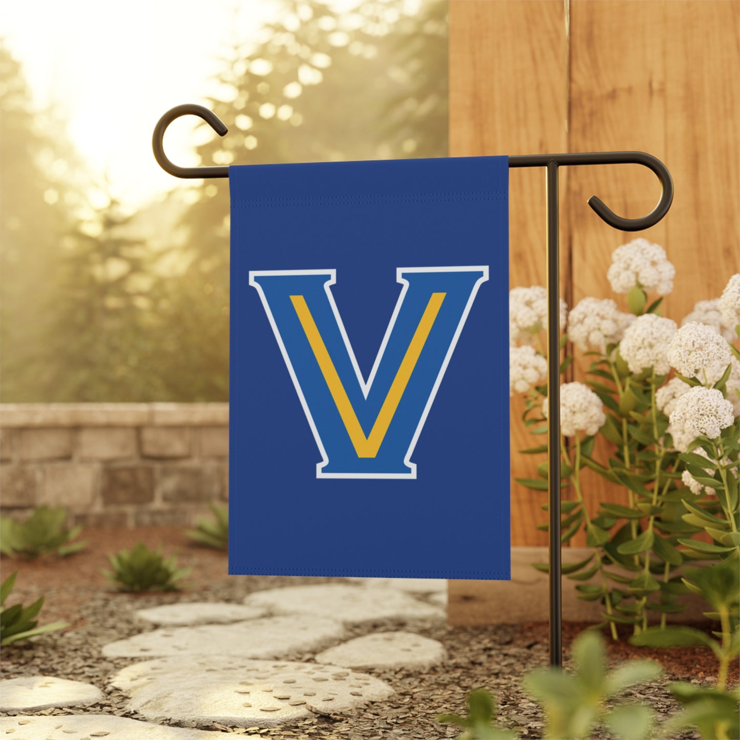 Valley View Logo. Garden & House Banner