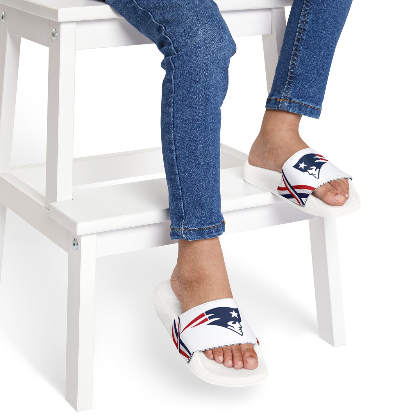 Youth Patriots. Removable-Strap Sandals