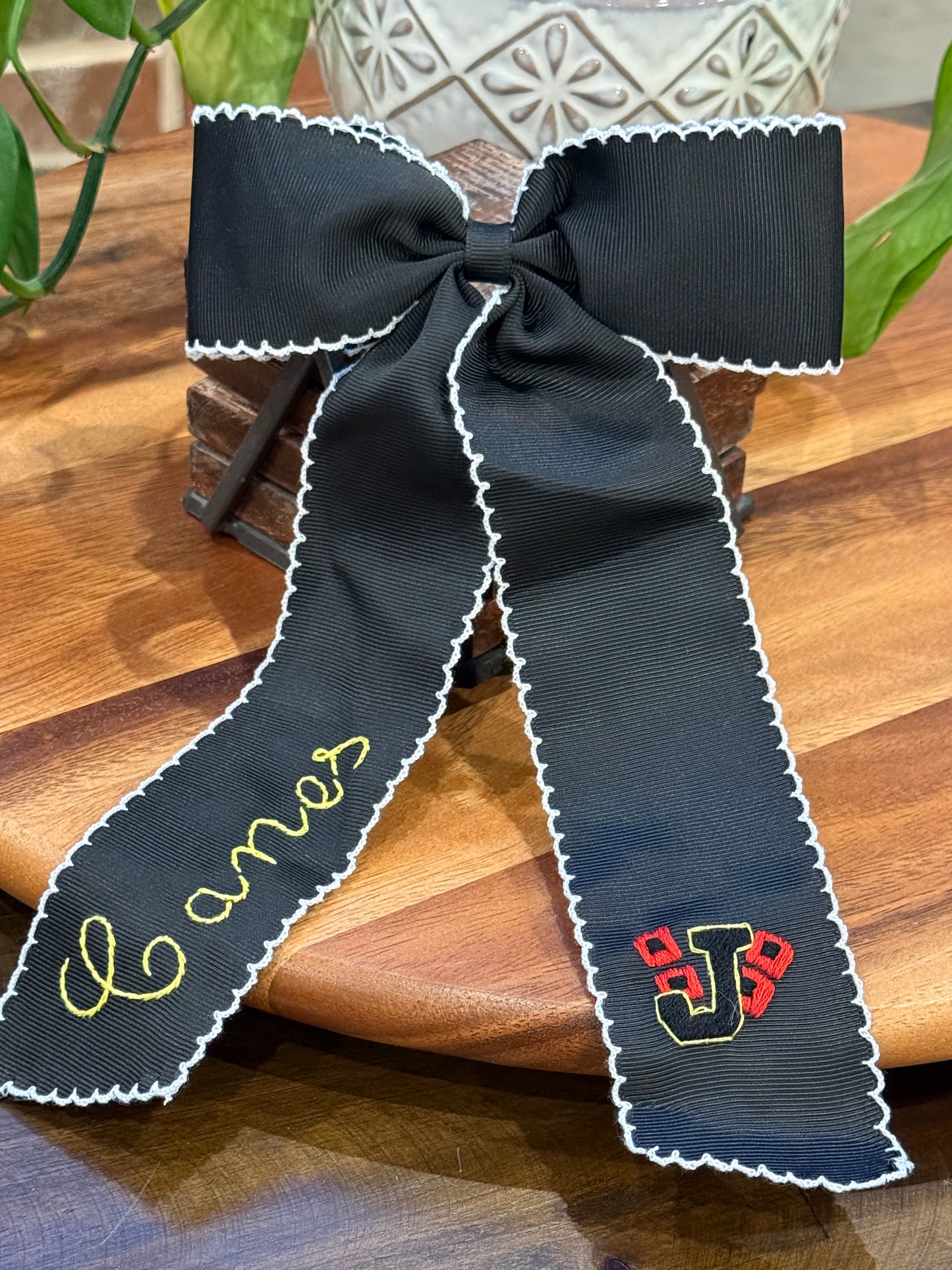 PO8- Jonesboro Embroidered Bow